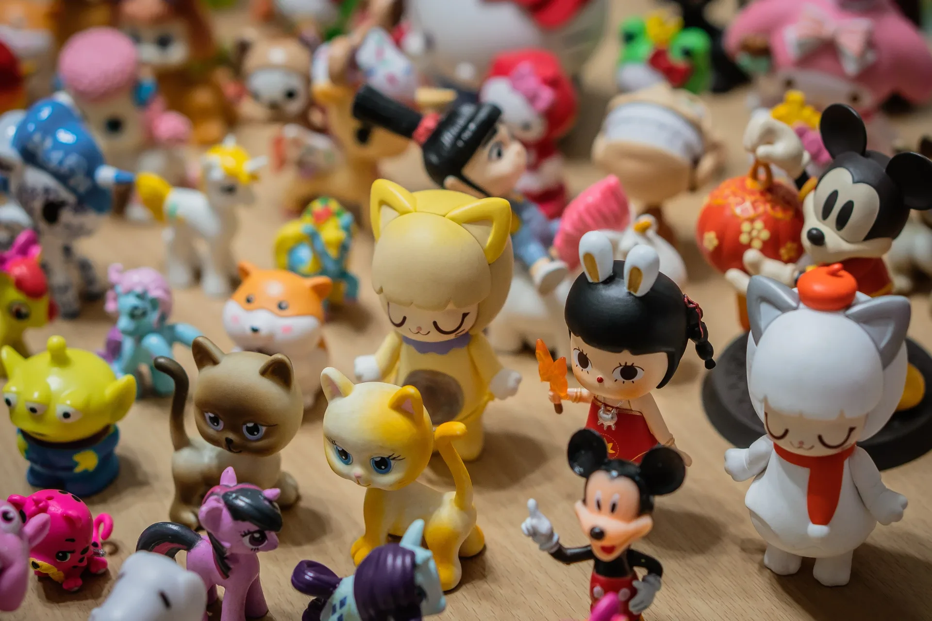 adrian2019-toys-7405811