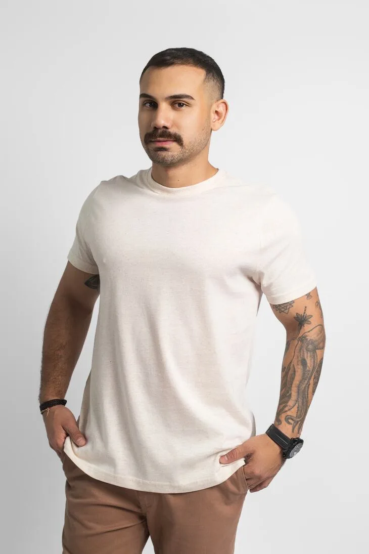 Remera Liberato Basics Regular Fit Marfil