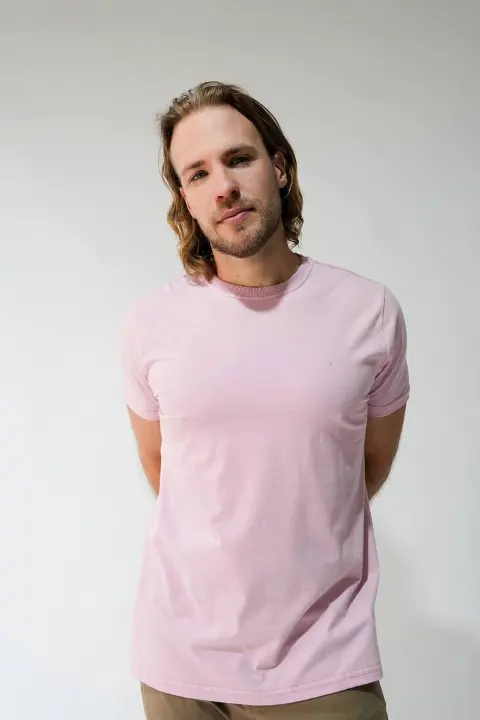 Remera Liberato Regular Fit Rosada