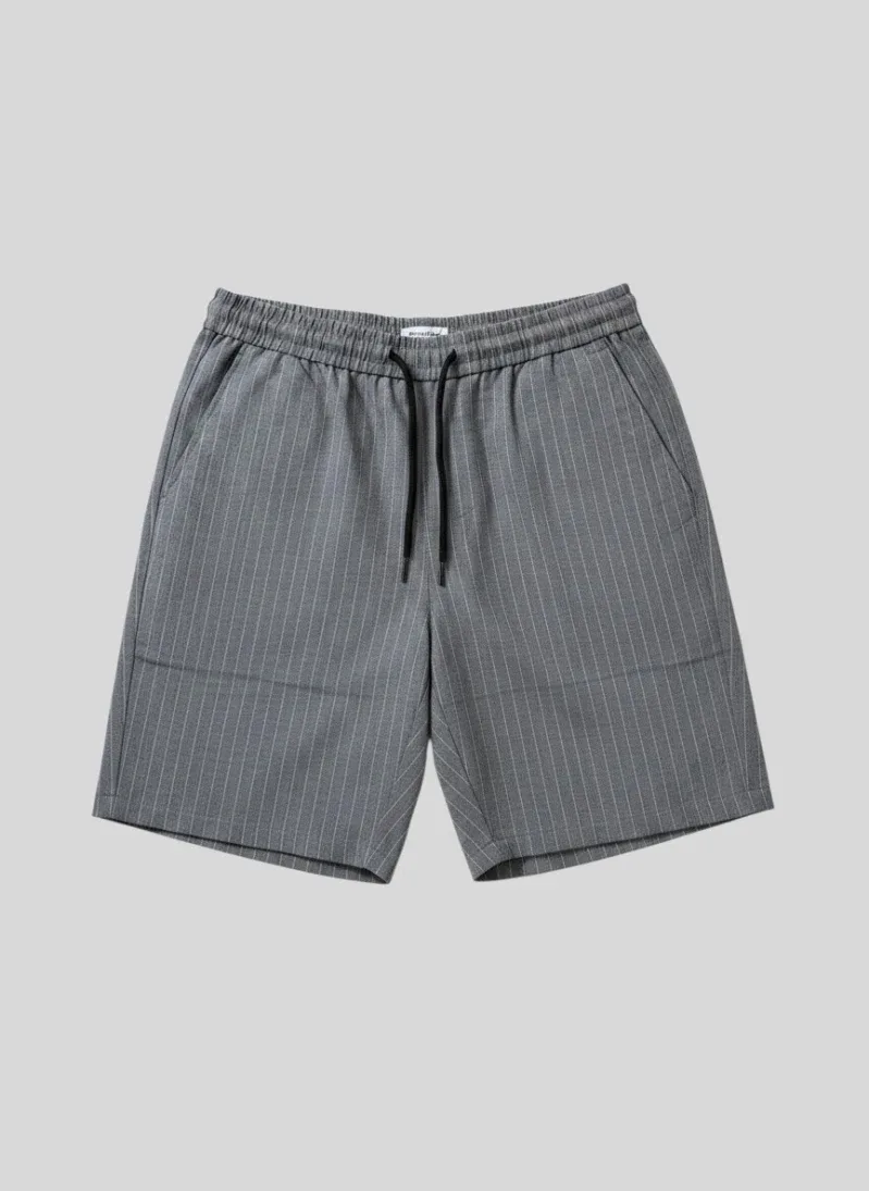 Bermuda Liberato Con Goma Rayada Gris