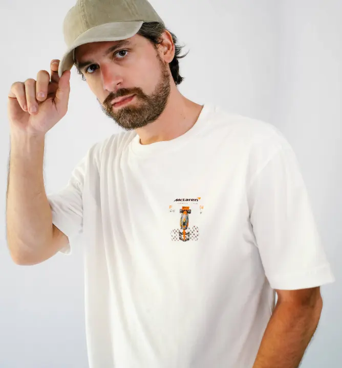 Remera Liberato Oversize Marfil Mclaren Racing