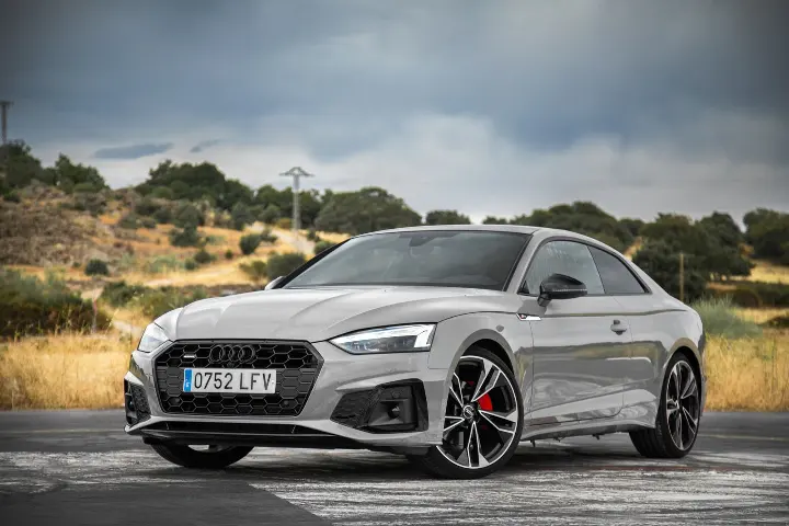 Audi A5 — fotografía real de la unidad de referencia, vista 3