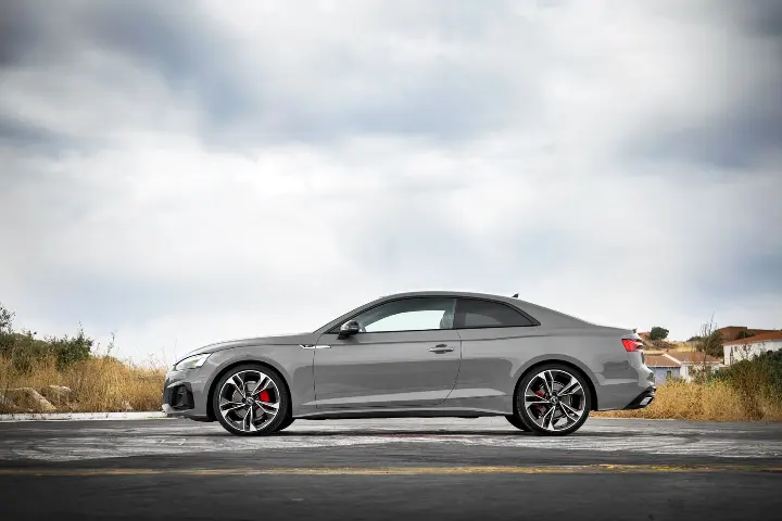 Audi A5 — fotografía real de la unidad de referencia, vista 6