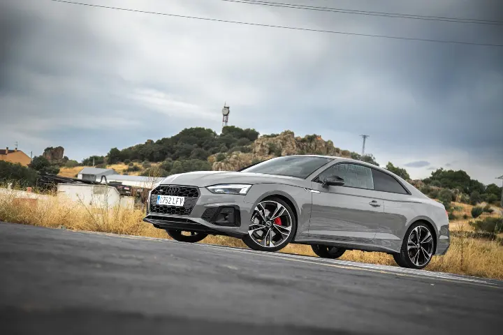 Audi A5 — fotografía real de la unidad de referencia, vista 2
