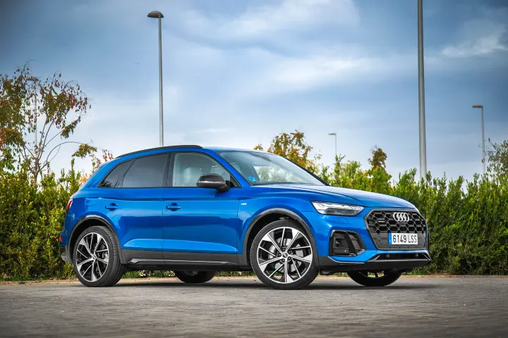 Audi Q5 — fotografía real de la unidad de referencia, vista 3