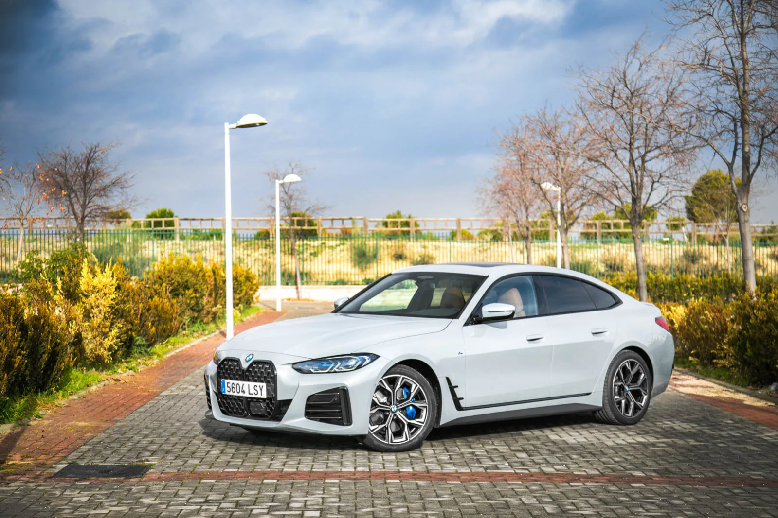 BMW Serie 4 — fotografía real de la unidad de referencia, vista 1