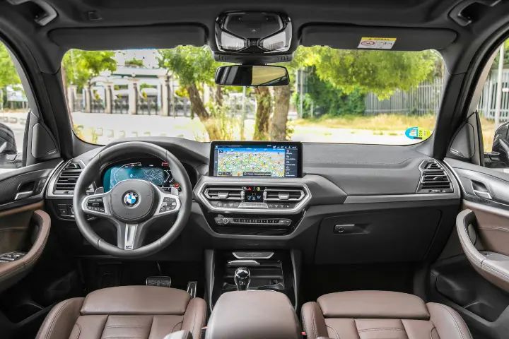 BMW X3 — fotografía real de la unidad de referencia, vista 6
