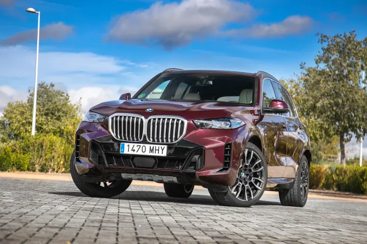 BMW X5 — fotografía real de la unidad de referencia, vista 2