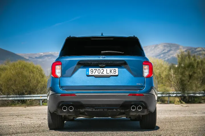 Ford Explorer — fotografía real de la unidad de referencia, vista 5