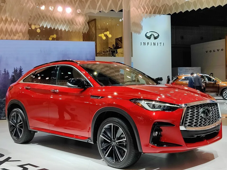 Infiniti QX55 — fotografía real de referencia 1