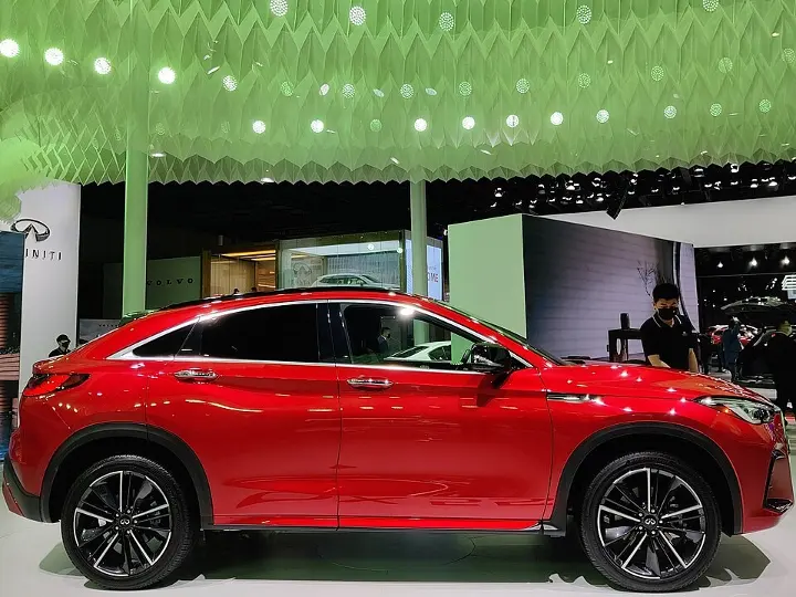 Infiniti QX55 — fotografía real de referencia 3