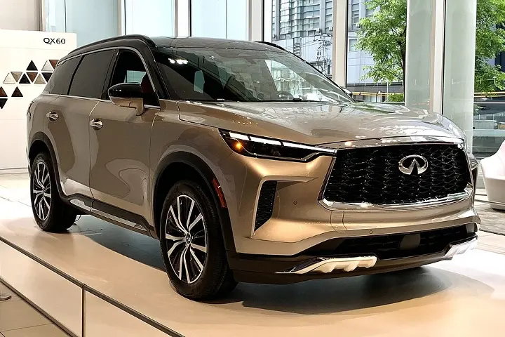 Infiniti QX60 — fotografía real de referencia 5