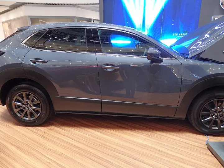 Mazda CX-30 — fotografía real de referencia 2