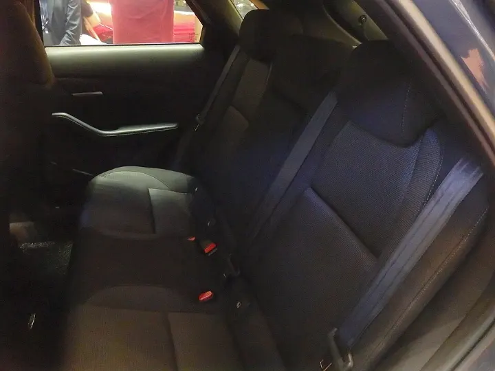 Mazda CX-30 — fotografía real de referencia 4