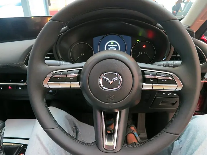 Mazda Mazda3 — fotografía real de referencia 5