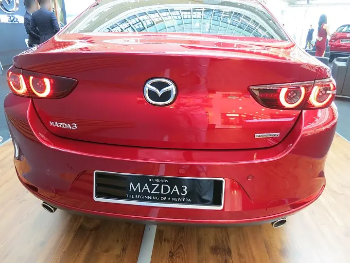 Mazda Mazda3 — fotografía real de referencia 3