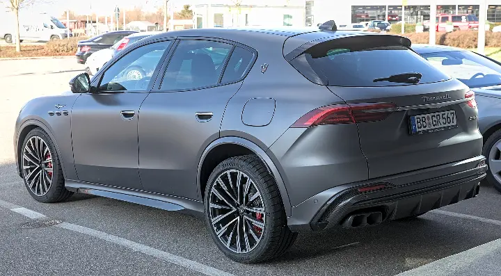 Maserati Grecale 2023 - Trofeo 3.0 V6 - Foto de referencia 2