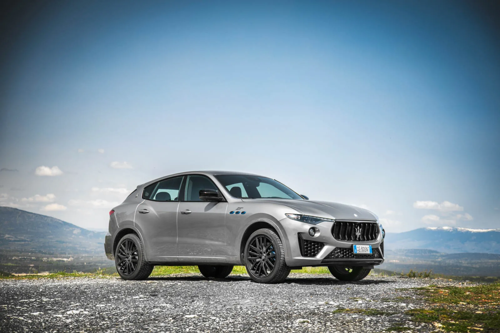 Maserati Levante — fotografía real de referencia 1