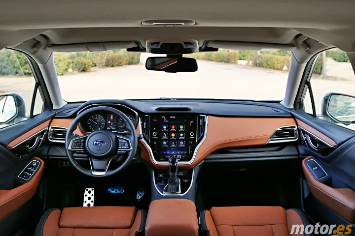 Subaru Outback — fotografía real de referencia 4