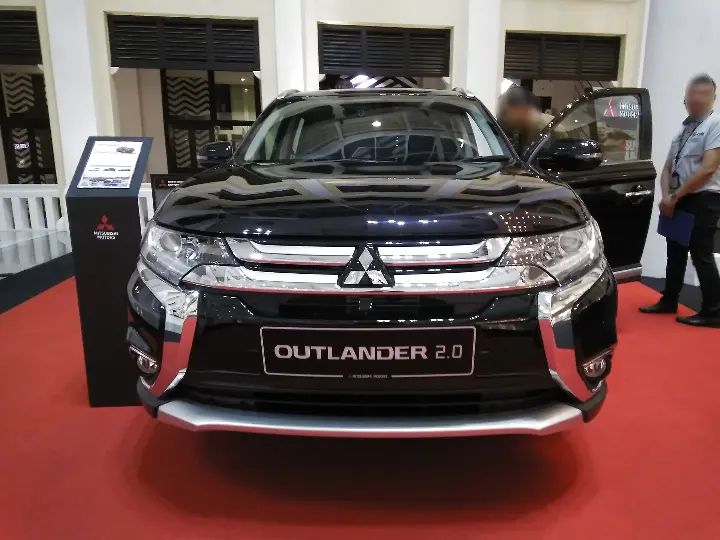 Mitsubishi Outlander 2018 - 2.0 4WD CVT - Foto de referencia 2