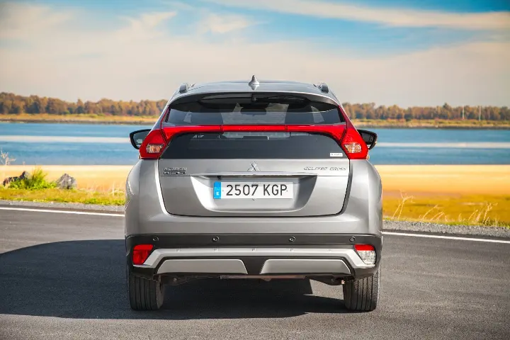 Mitsubishi Eclipse Cross — fotografía real de referencia 5