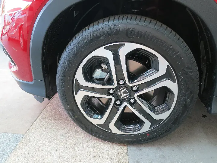 Honda HR-V 2019 - 1.8 E i-VTEC CVT - Foto de referencia 3