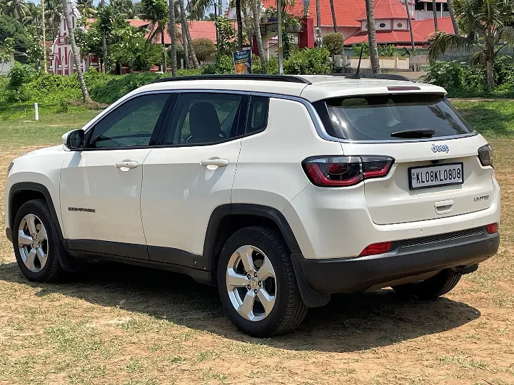 Jeep Compass 2018 - Limited 1.4 MultiAir AT - Foto de referencia 2