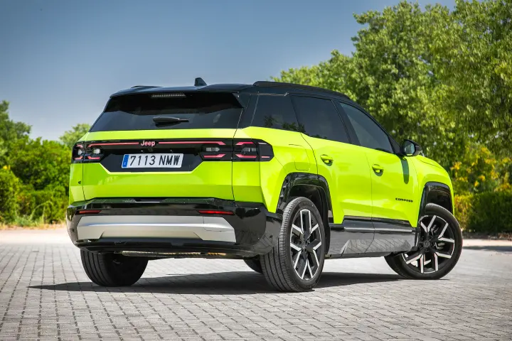 Jeep Compass — fotografía real de la unidad de referencia, vista 4