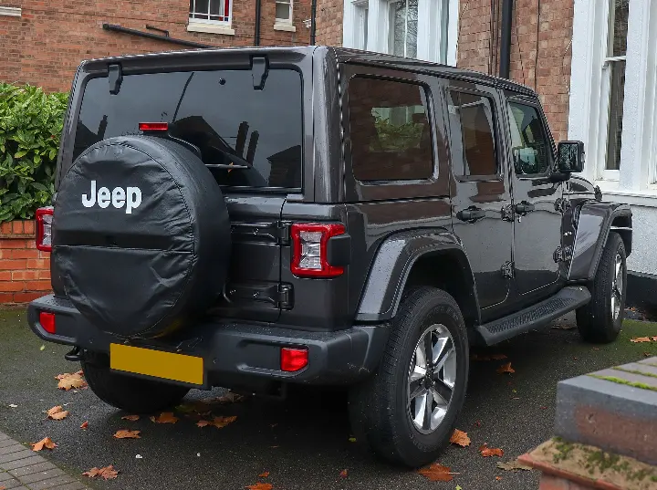 Jeep Wrangler 2018 - Unlimited Sahara 2.2 MultiJet II - Foto de referencia 2