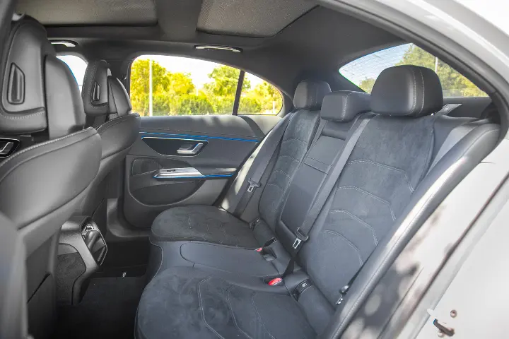 Mercedes-Benz Clase E — fotografía real de la unidad de referencia, vista 8