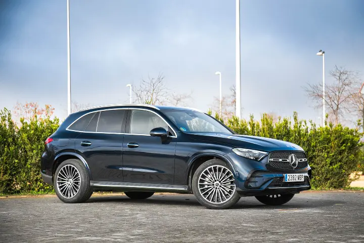 Mercedes-Benz GLC — fotografía real de la unidad de referencia, vista 2