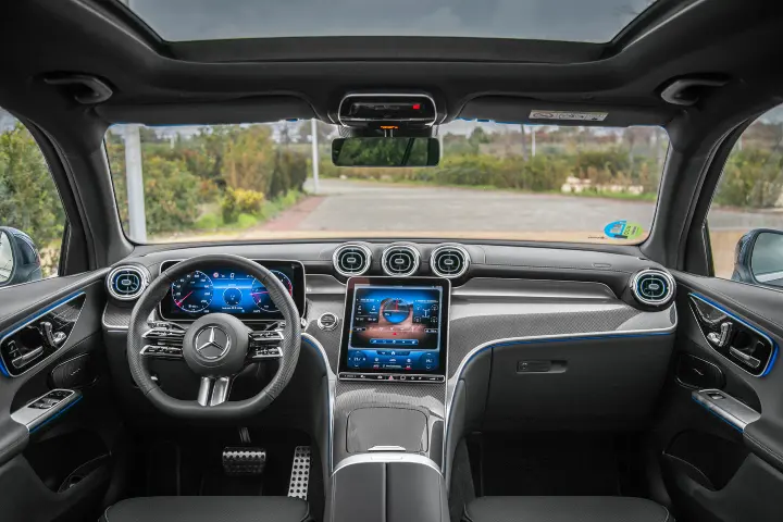 Mercedes-Benz GLC — fotografía real de la unidad de referencia, vista 8