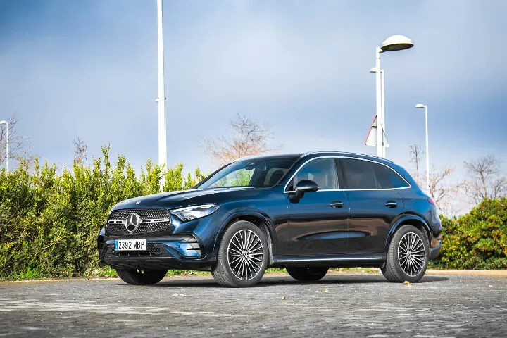 Mercedes-Benz GLC — fotografía real de la unidad de referencia, vista 3