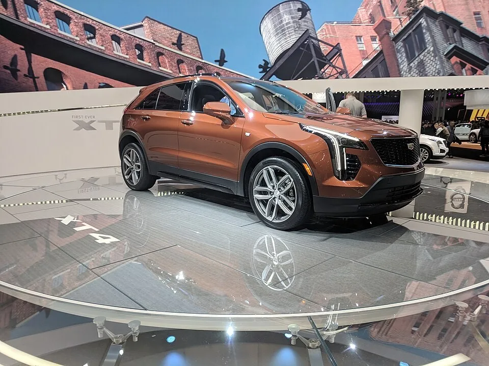 Cadillac XT4 — fotografía real de referencia 1