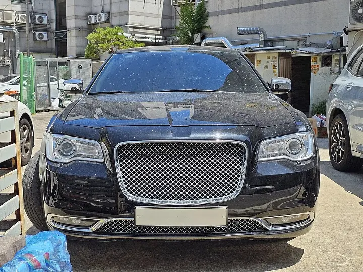 Chrysler 300 — fotografía real de referencia 2