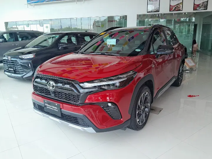 Toyota Corolla Cross — fotografía real de la unidad de referencia, vista 1