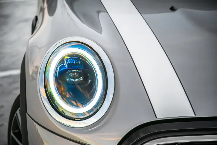 MINI Cooper — fotografía real de la unidad de referencia, vista 4
