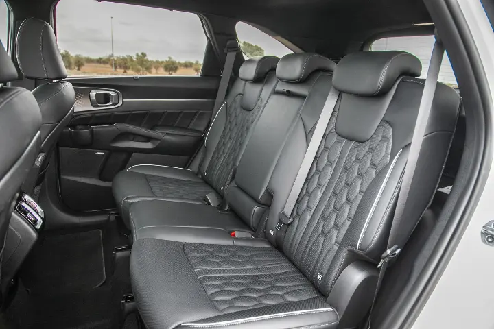 Kia Sorento — fotografía real de la unidad de referencia, vista 7