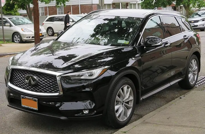 Infiniti QX50 — fotografía real de referencia 1