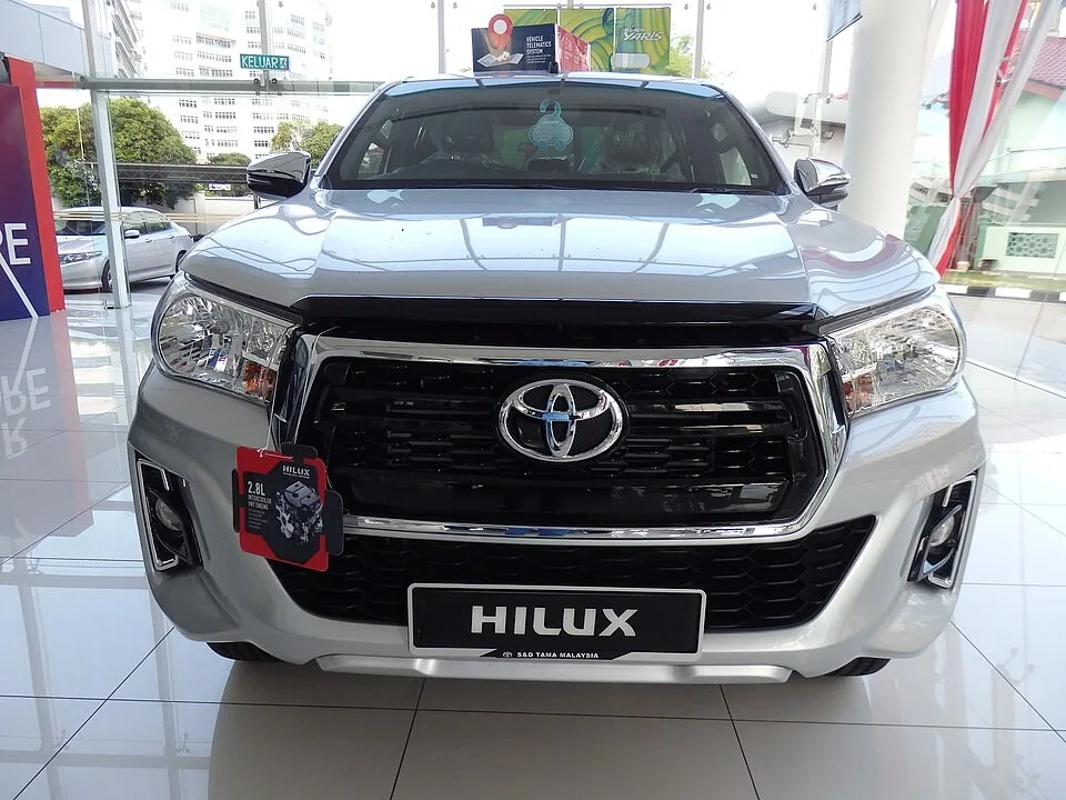 Toyota Hilux — fotografía real de referencia 1