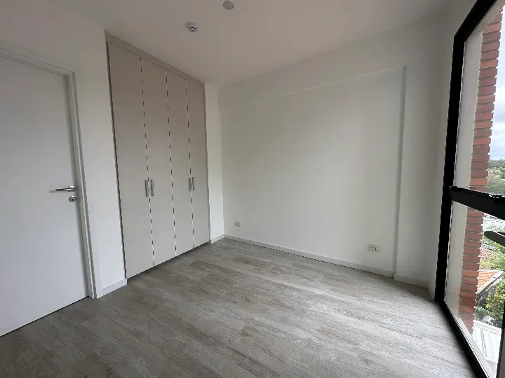 ¡Exclusivo y luminoso! Departamento 1 dorm.  en Las Lomas