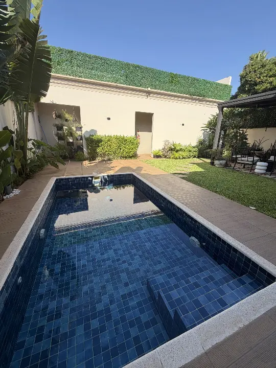 Hermosa casa en Barrio Herrera