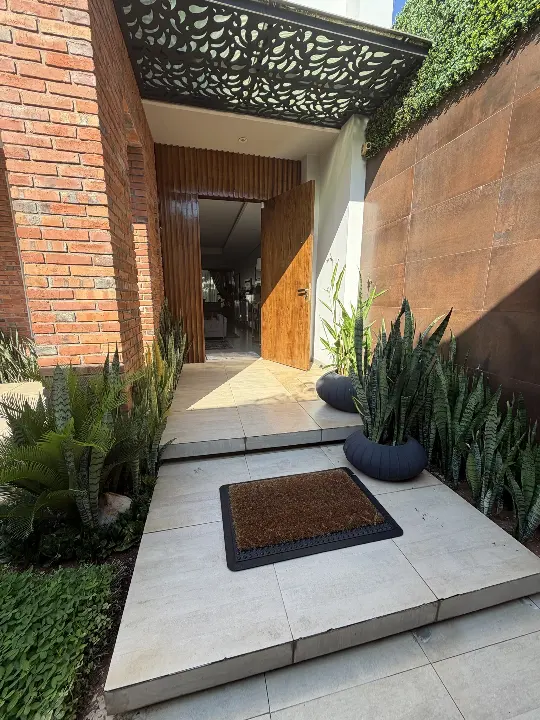 Hermosa casa en Barrio Herrera