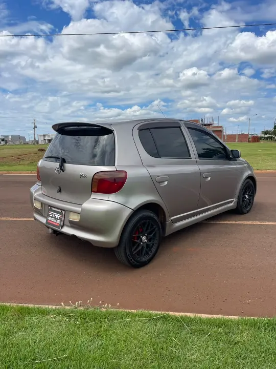 TOYOTA VITZ RS 2000