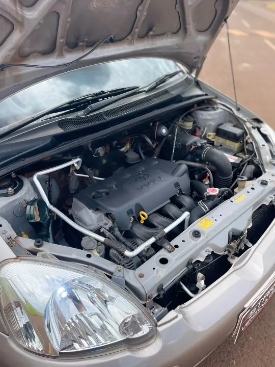 TOYOTA VITZ RS 2000